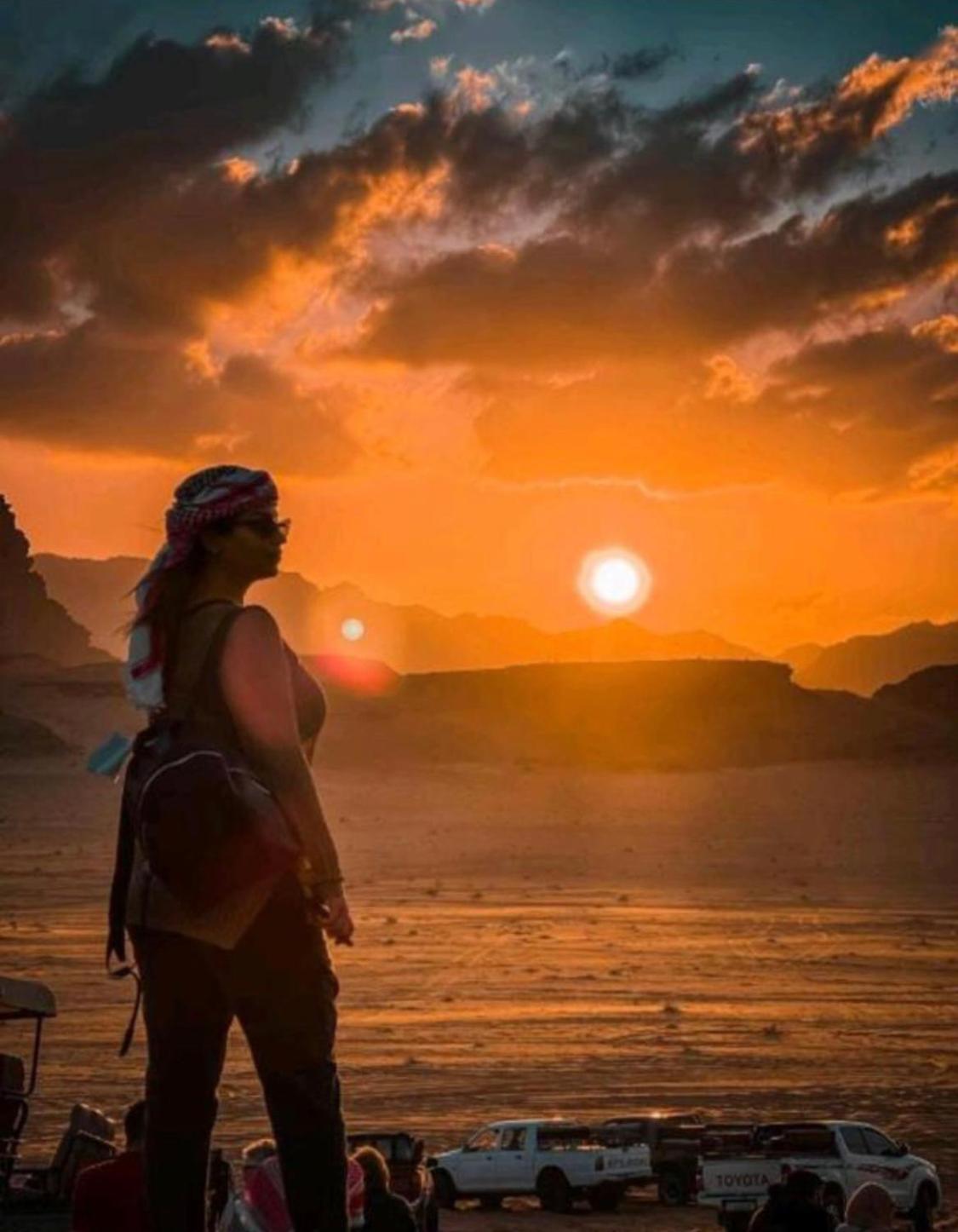 Appartamento Abdullah Luxury Camp Wadi Rum Esterno foto